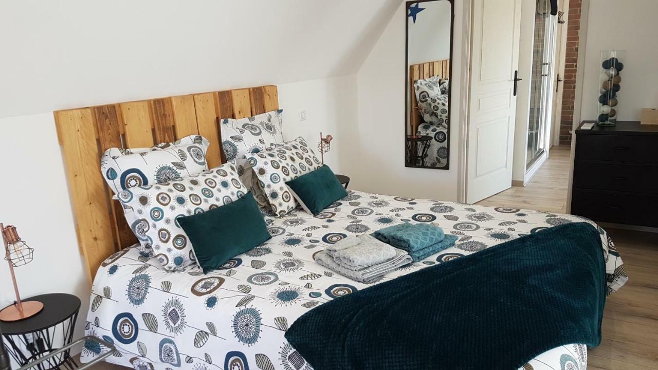 לה בוג Le Clos Des Etoiles B&B מראה חיצוני תמונה